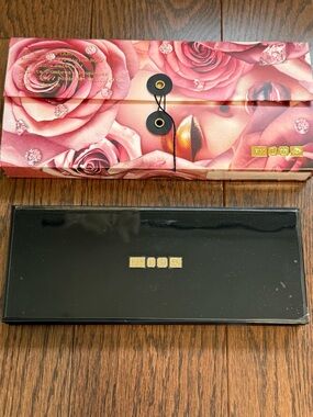 Pat McGrath Mothership VII Divine Rose Eyeshadow Palette